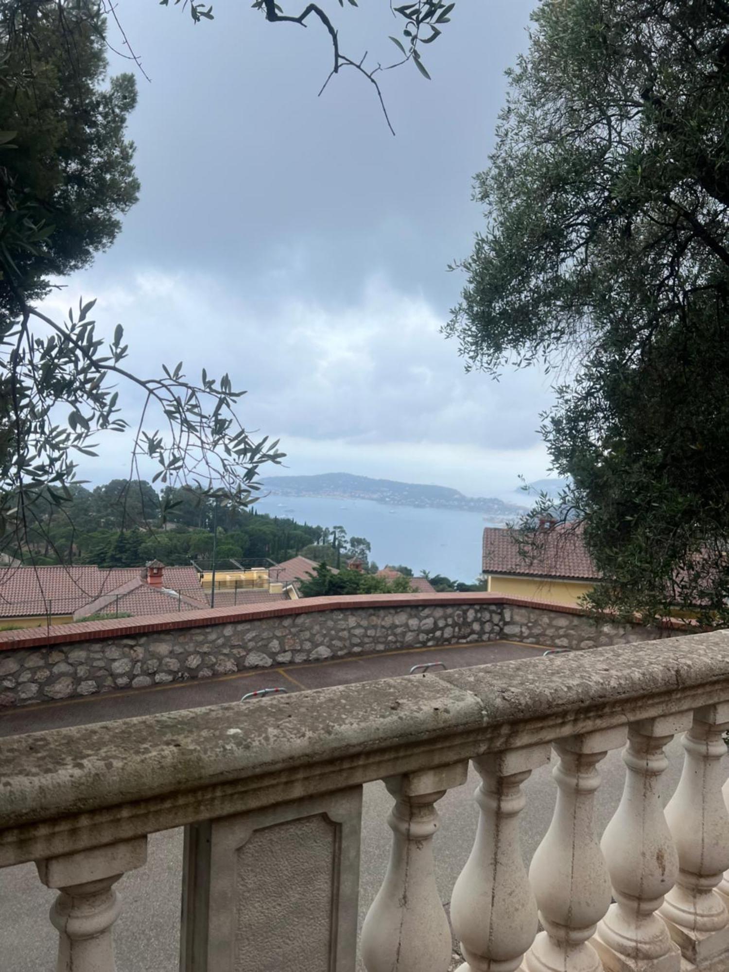 Bas De Villa Vue Mer Eze Village Exteriör bild